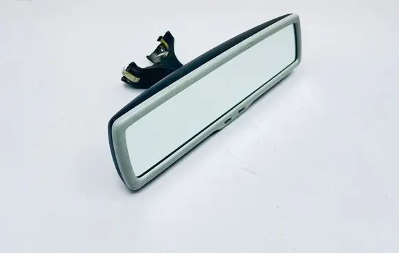 Volkswagen PASSAT B7 Rear view mirror (interior) E1026141