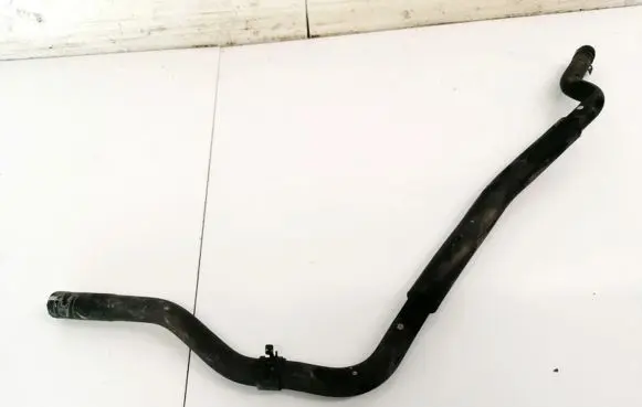 Toyota Avensis T270 Engine coolant pipe/hose