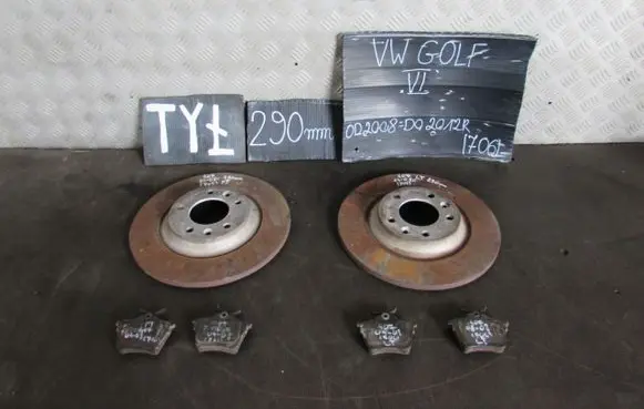 Volkswagen Golf VI Front brake disc