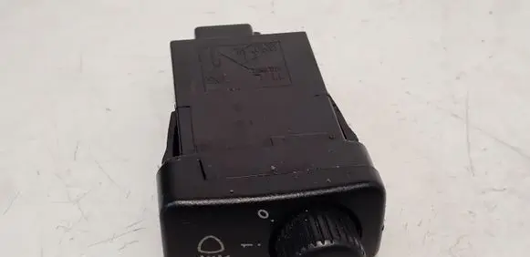 KIA Carnival Headlight level height control switch