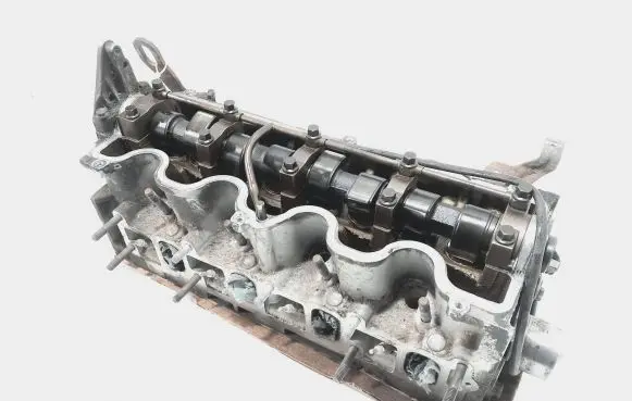 Fiat Croma Engine head 55207460 FPT B469
