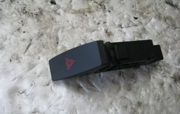 Mazda 6 Hazard light switch GS1D664H0A