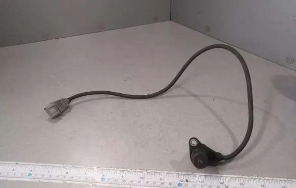 Audi A6 S6 C5 4B Crankshaft position sensor 050906433
