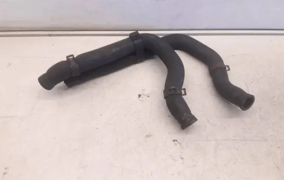 Nissan Navara D40 Engine coolant pipe/hose