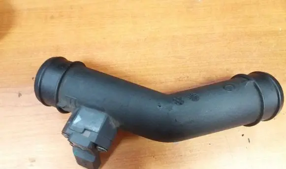 Ford Galaxy Air intake hose/pipe 7M3145957C