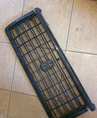 Lada 2107 Front bumper upper radiator grill 