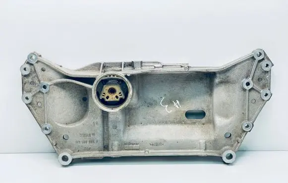 Volkswagen Golf V Front subframe 1K0199369F