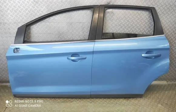 Ford Kuga I Front door