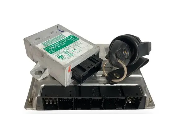 BMW X3 E83 Engine ECU kit and lock set 7561382 6937791 61356937791