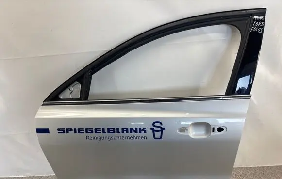Ford Focus Front door 