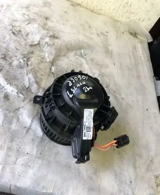 Skoda Scala Heater fan/blower 2q1820021a