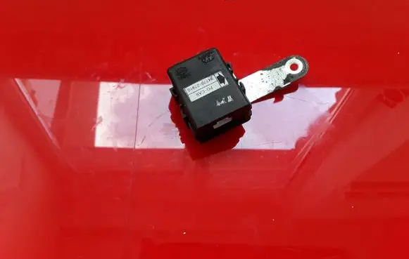 Hyundai Trajet Electric power window relay 9477027910