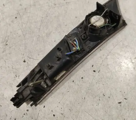 Audi A6 S6 C5 4B Front door interior handle 4B837020