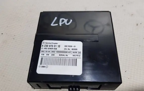 Mercedes-Benz SL R230 Central body control module 2308700110ED A2308700110