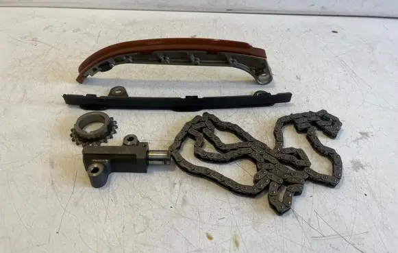 Toyota Yaris Cross Slide rail for timing chain 