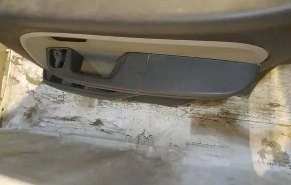 Fiat Doblo Front door card panel trim