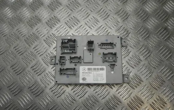 Mercedes-Benz S W222 SAM control unit A2229003905 G4323