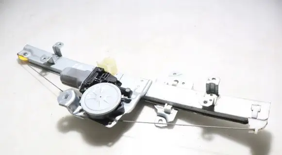 Nissan Micra K14 Front window lifting mechanism without motor