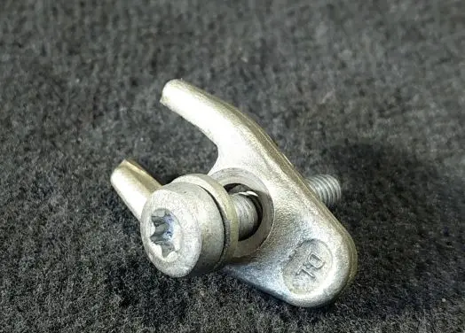 Renault Scenic II - Grand scenic II Fuel Injector clamp holder