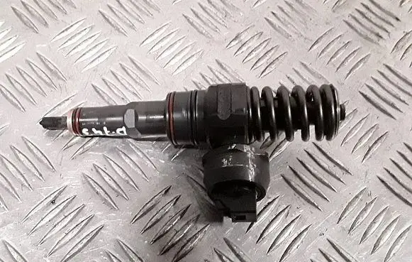 Audi A3 S3 8L Fuel injector 038130073AL 0414720039