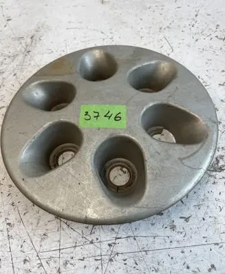 Iveco Daily 4th gen Original wheel cap 504141760