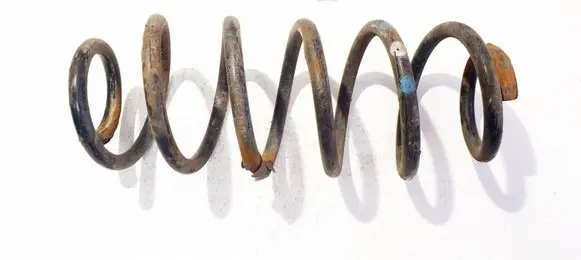 Toyota Auris 150 Rear coil spring 