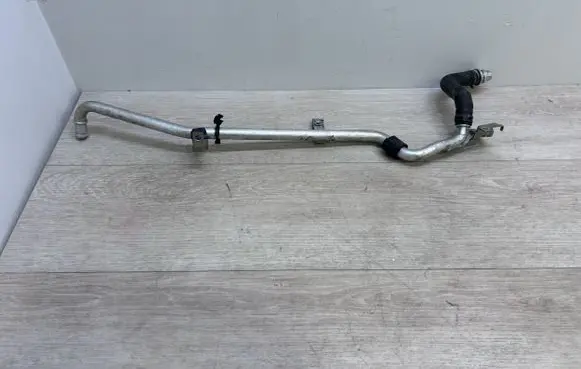 Porsche Panamera (970) Engine coolant pipe/hose 97010623601 97010647600