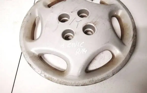 Honda Civic R14 wheel hub/cap/trim 44733st3ae010 44733-st3a-e010