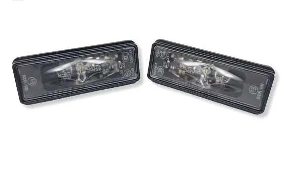 Opel Grandland X Number plate light W03403