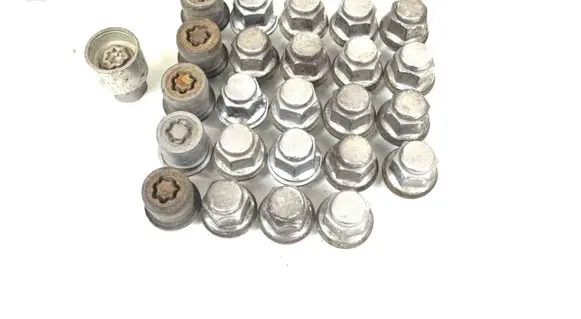 BMW 5 E60 E61 Nuts/bolts 
