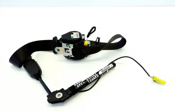 Opel Zafira C Front seatbelt 620611500 615349200C