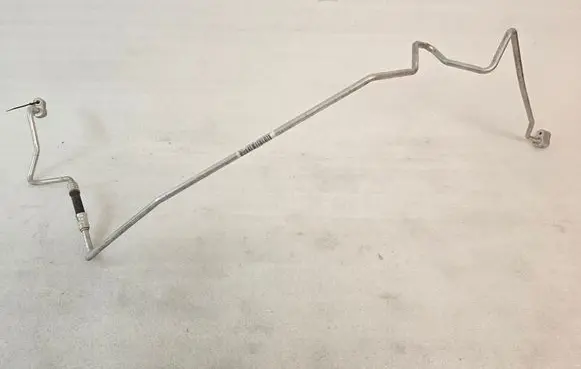 Engine coolant pipe/hose