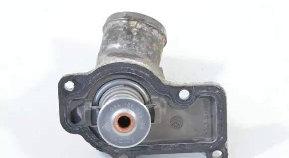 Porsche Cayman 987 Thermostat housing 996106121