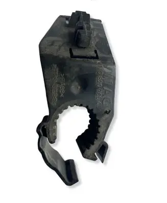 Audi Q7 4M Intercooler pipe mounting bracket 4M0820769G