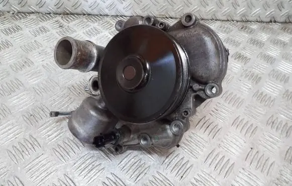 Jeep Grand Cherokee Water pump 