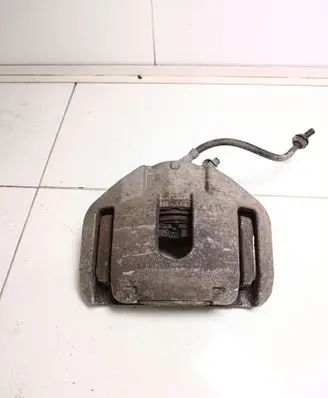BMW 5 E60 E61 Front brake caliper 6030324