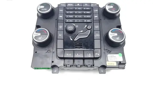Volvo V60 Climate control unit 30795268 10W51E-02 M450220-0238