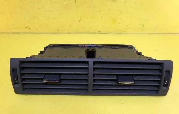 Audi A4 S4 B6 8E 8H Dash center air vent grill 8E0820951H