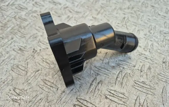 Thermostat/thermostat housing