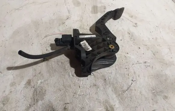 Skoda Octavia Mk2 (1Z) Clutch master cylinder 1K1721059BT