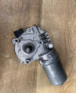 Front wiper linkage and motor