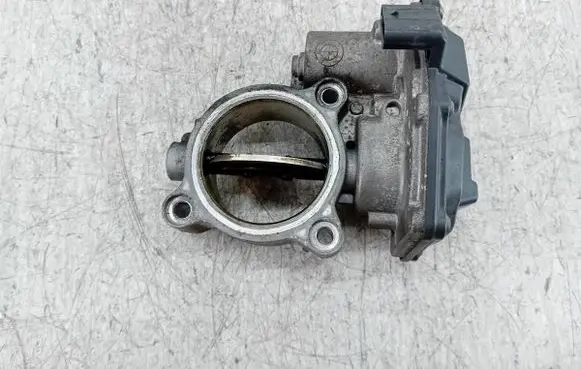 BMW 3 E90 E91 Throttle body valve 781075202
