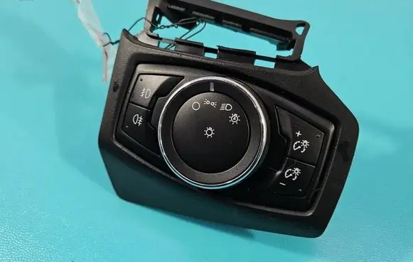 Ford Focus Light switch 10097648 IMPRK1566362