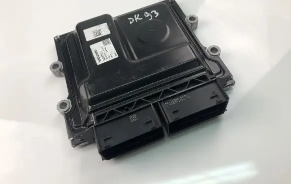 Volvo V60 Engine control unit/module ECU 32253221