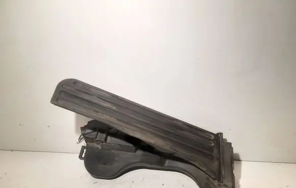 Volkswagen PASSAT B6 Accelerator throttle pedal 1K1723503L