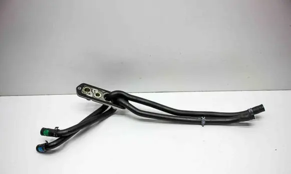 Engine coolant pipe/hose