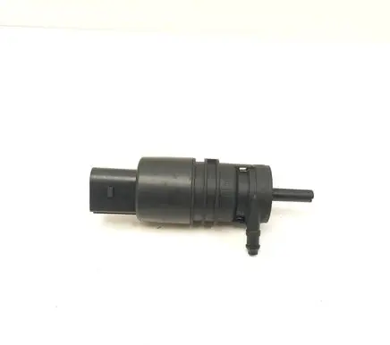 BMW 3 E90 E91 Windscreen/windshield washer pump 730258901 3437380 13264011