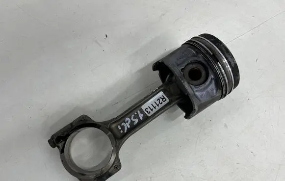 Dacia Sandero Piston with connecting rod K9KT766