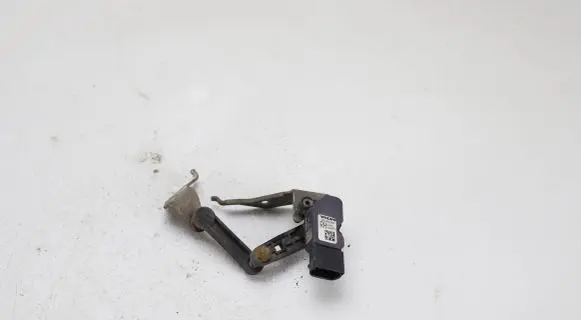 Volvo XC60 Rear air suspension level height sensor 32246988