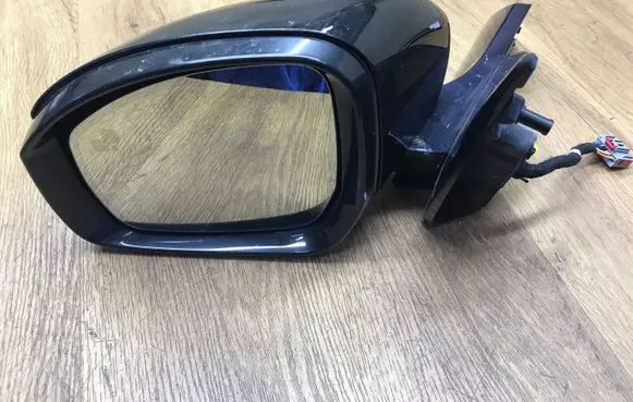 Land Rover Discovery 5 Front door electric wing mirror 21625001